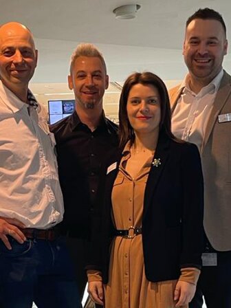 Gruppenfoto der Kollegen  | © MVH