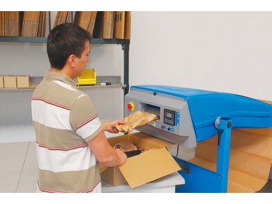 239104_Padpak_LC_mit_Verpacker